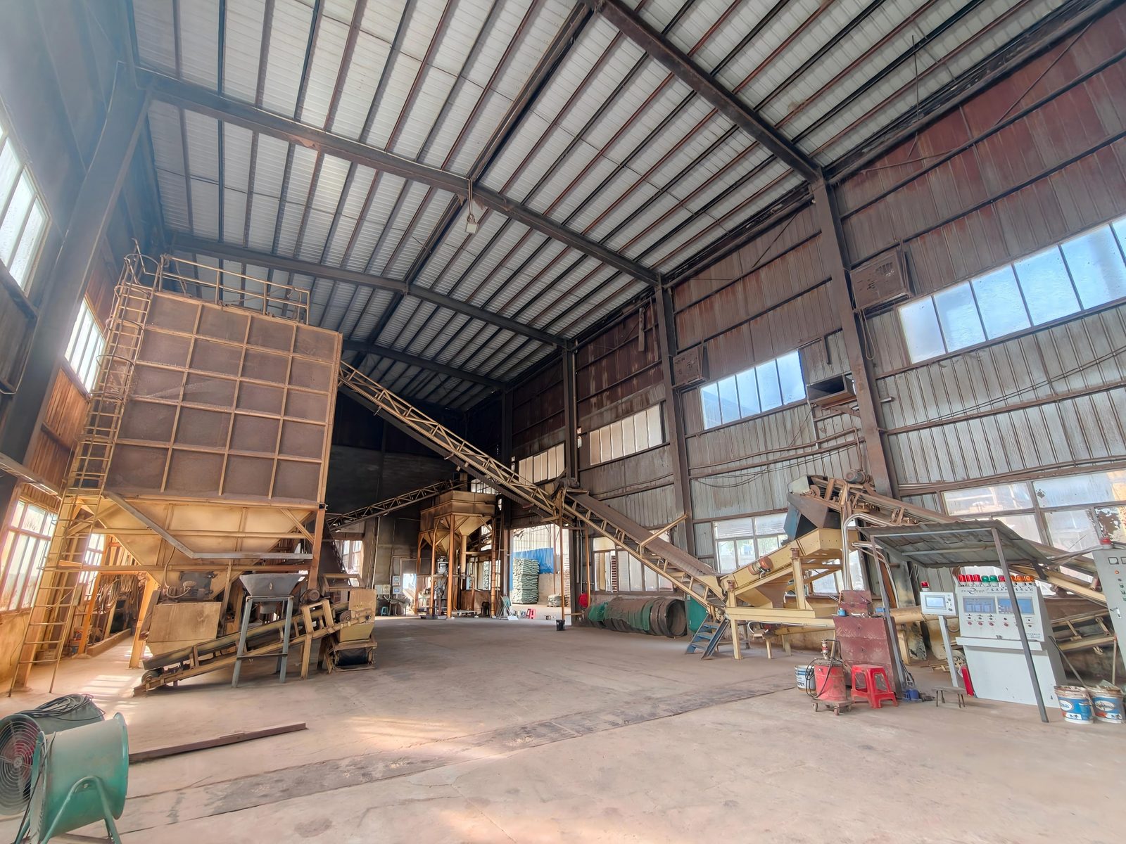 Finished pellet packaging area